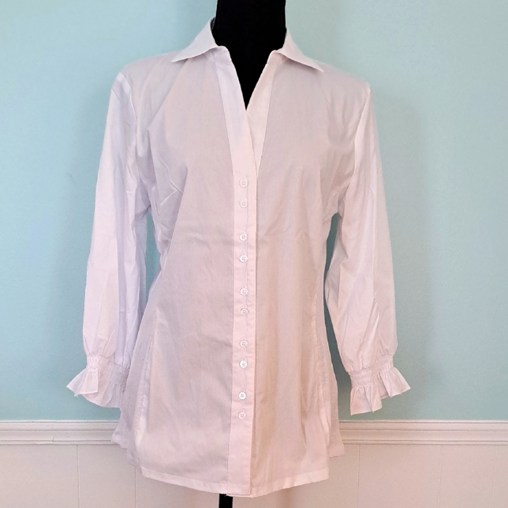 ZAC AND RACHEL Fitted White Blouse, Stretchy Sides V-Neck, 3/4 Sleeves, Size M